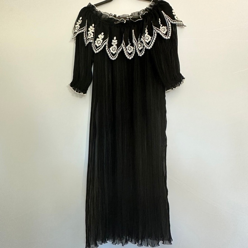 Black Maxi Dress Michael Mallelo for Pat Richards Off Shoulder Pleated VTG SZ M